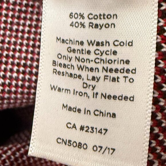 Talbots Button Down Cardigan with 2 Front Pockets Black White Red Size XL - Picture 7 of 7